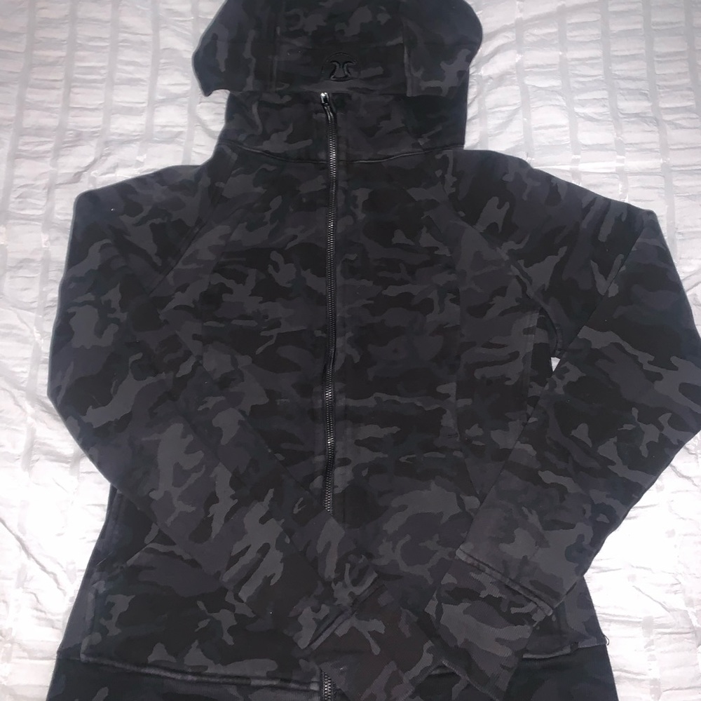 Lululemon Scuba Full Zip Hoodie Camo Size 10